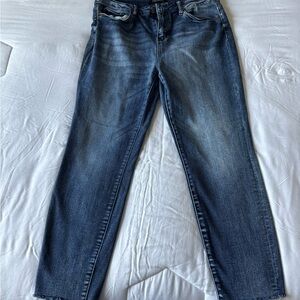Judy Blue distressed cropped jean size 15